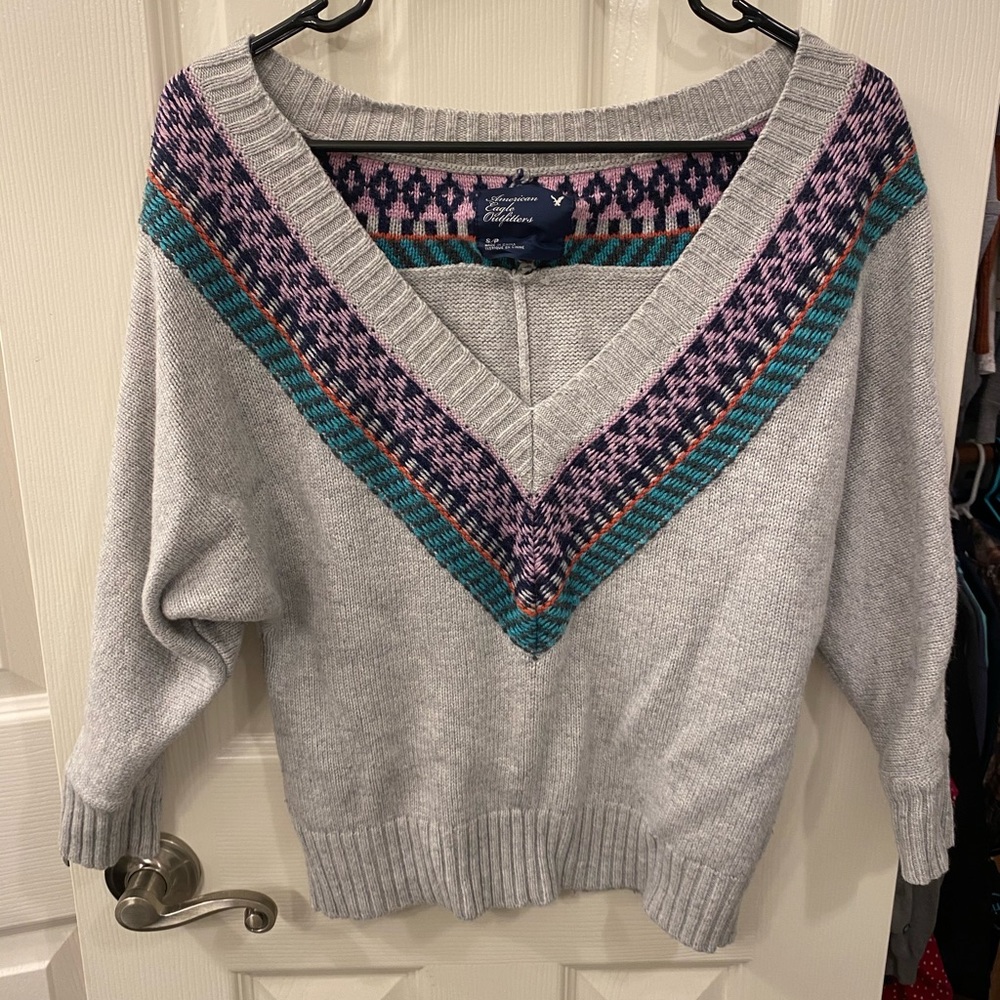 American Eagle Sweater